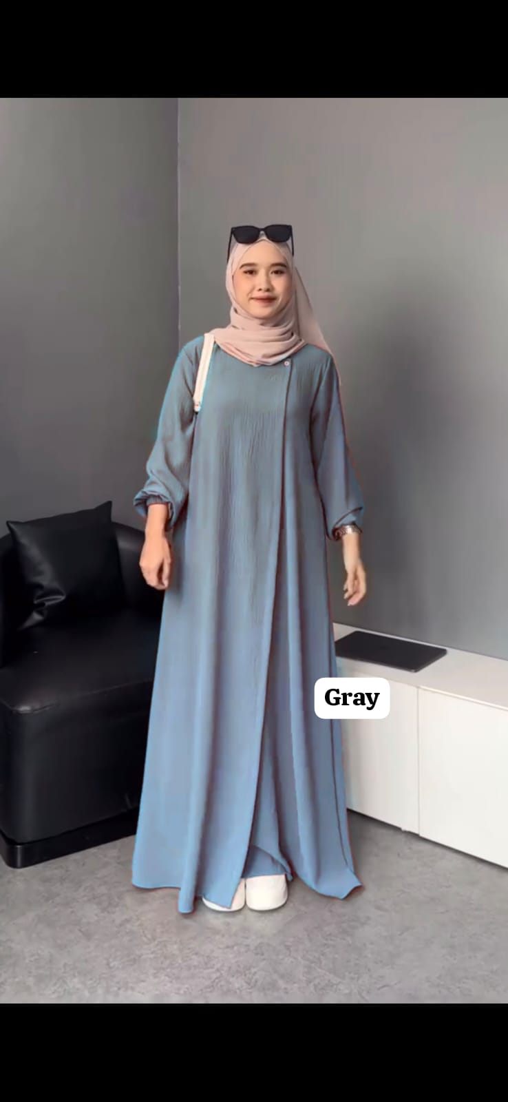 "Elegant Abayas β Grace in Every Fold"